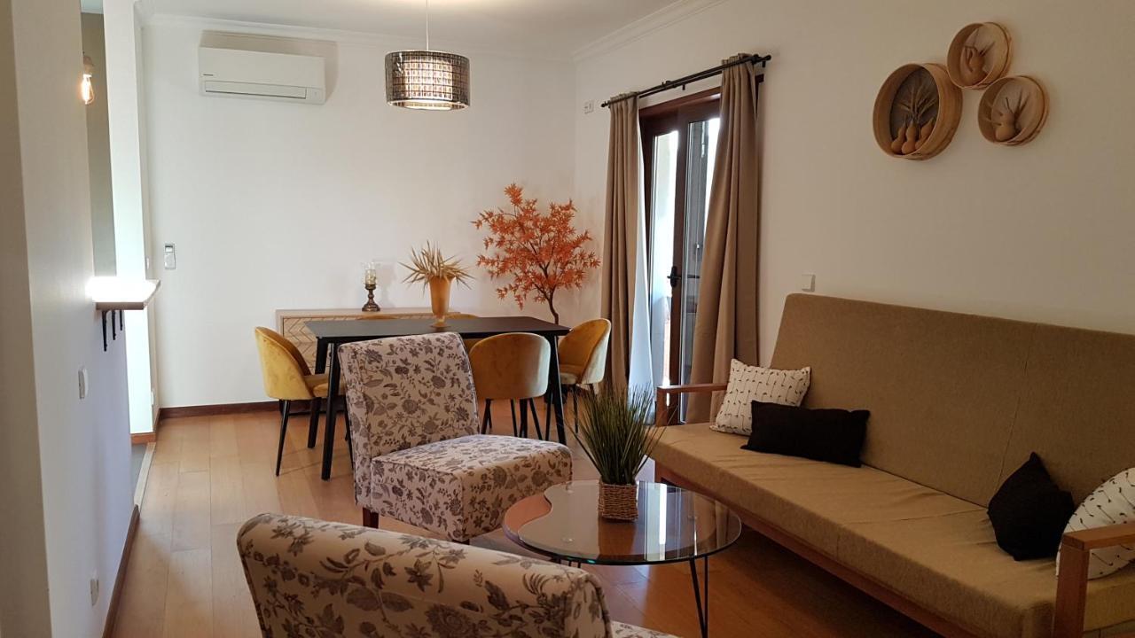 Sobreiro Apartamentos Rio Caldo Bagian luar foto